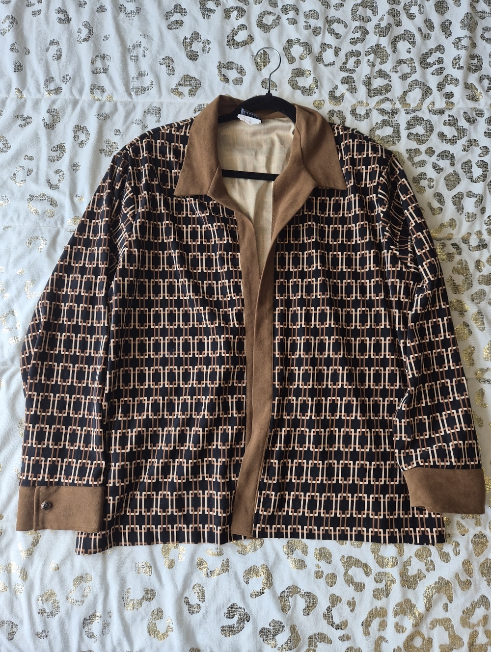 5 For $25✨️ Brown Suede Collard Printed Open Front Jacket Size Medium Like New - Picture 7 of 11